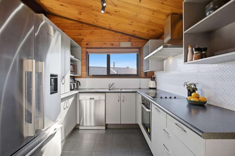 17A St Ives Grove Whalers Gate_9
