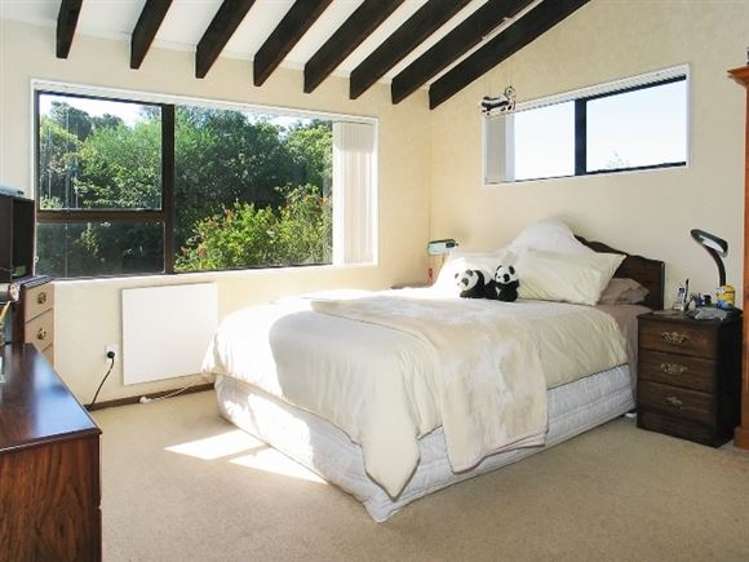 28 Peterhouse Street Tawa_9