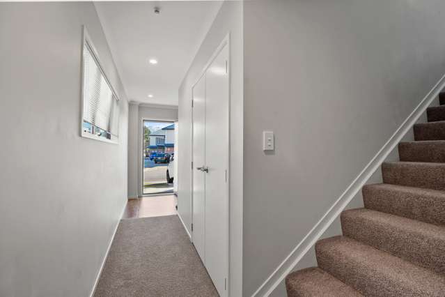 1/16 Jones Crescent Melville_2