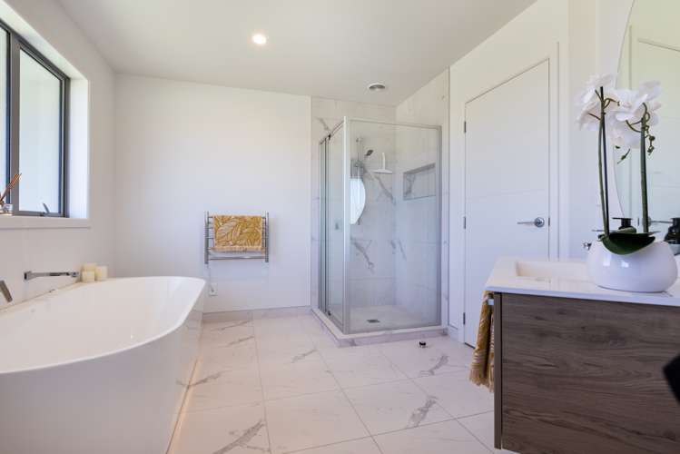 55 Alan Livingston Drive Cambridge_11