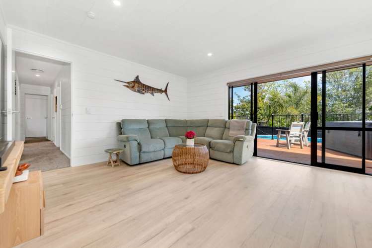 4 Julia Way Beachlands_11