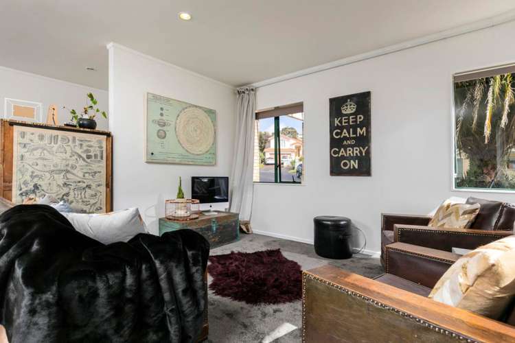 8 Ryden Place Glen Eden_9