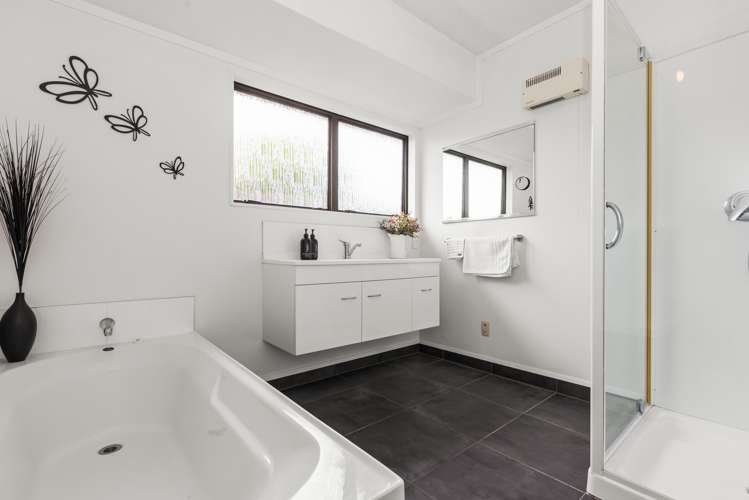 30c Neeve Road Taradale_11