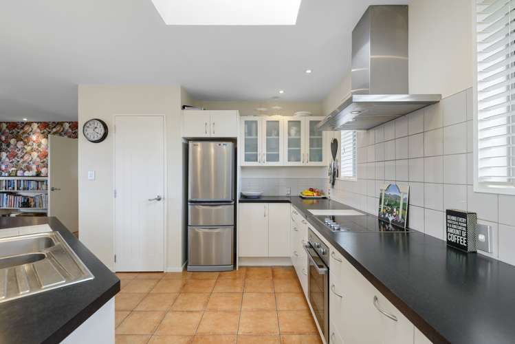 84 Stott Drive Darfield_4