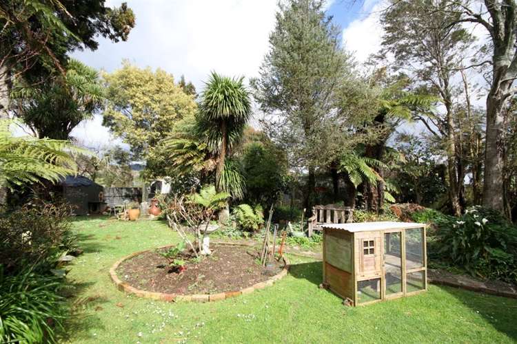 74 Victoria Street Waikino_21