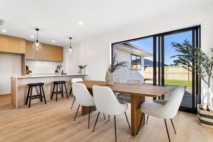 50 Benashet Drive Lincoln_9