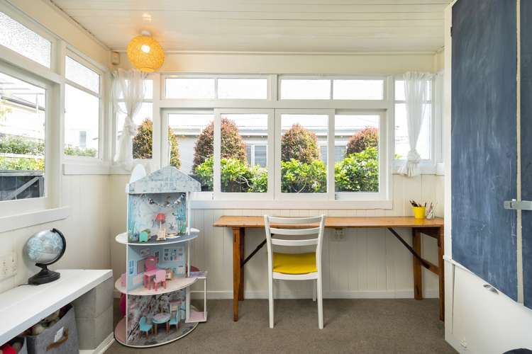 9 Seaview Terrace Mount Albert_21