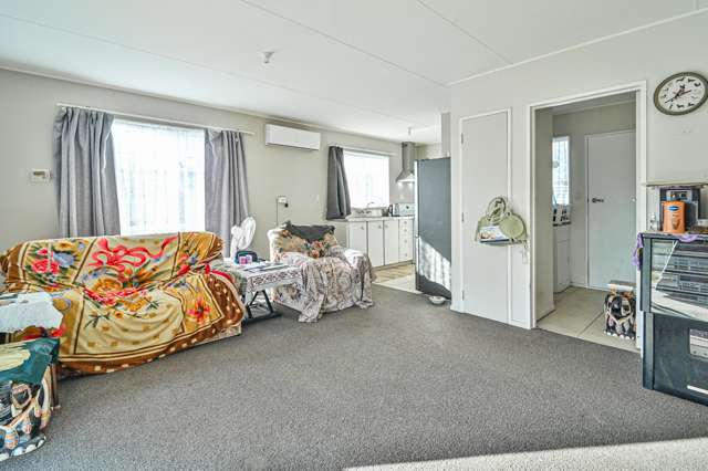 2/34 Ramsey Crescent Flaxmere_4