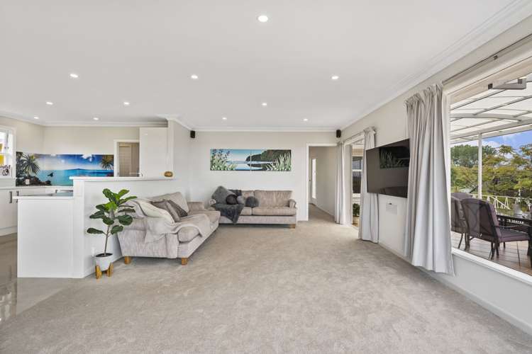 1/54 Tirimoana Road Te Atatu South_5