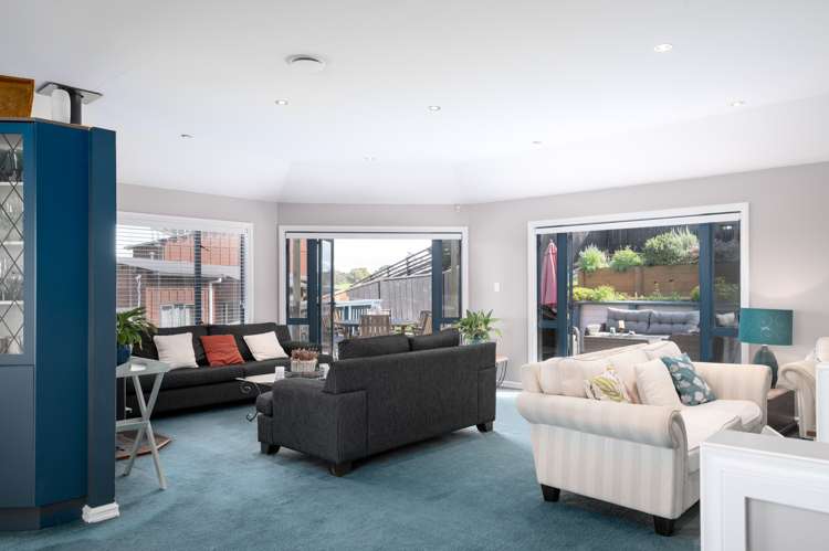 20 Friesian Place Grandview Heights_12