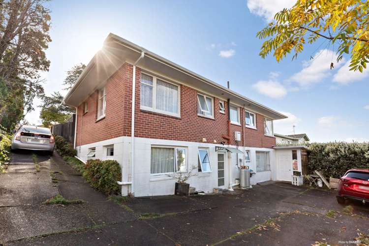 Houses for sale in Glenfield, North Shore City