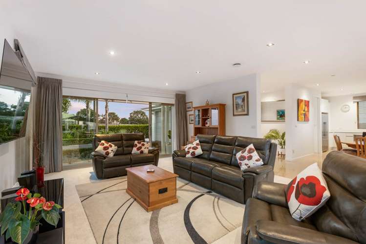 14 Palm View Terrace Gulf Harbour_9