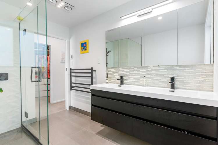 47 Felgrove Street Glendene_11