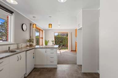 46 Bathurst Street_1