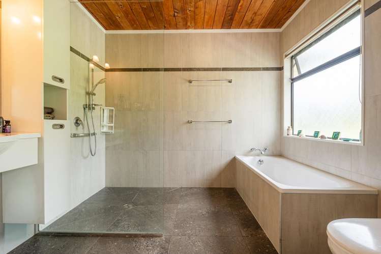 1242 Whangapoua Road SH25 Te Rerenga_10