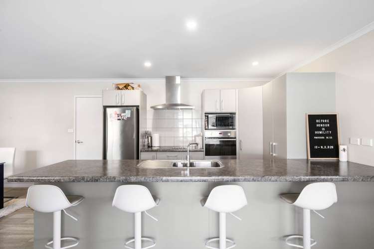 73 Bathurst Crescent Pyes Pa_12