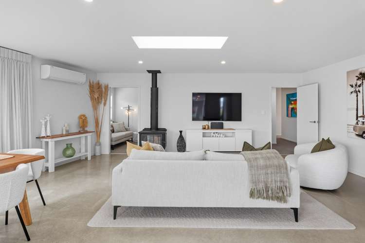 6 Kahuparere Crescent Pyes Pa_12