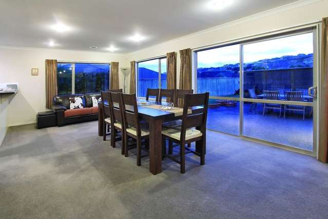 2 Fiordland Place Aotea_4