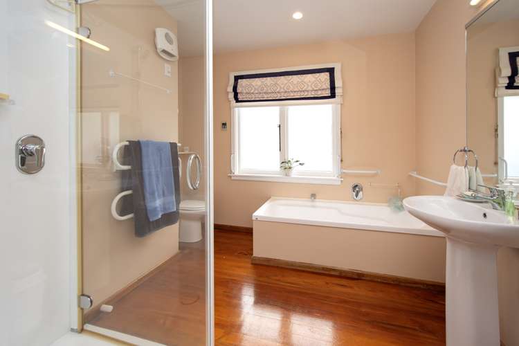 114 Wakefield Avenue Sumner_10