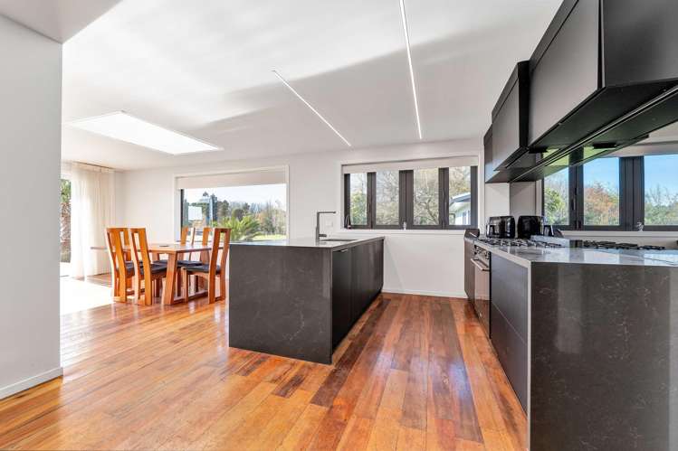 1384 Egmont Road Egmont Village_21