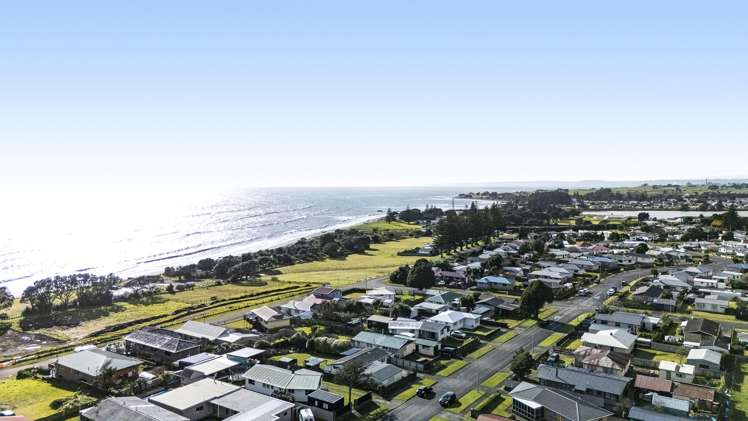 38 Hume Street Waitara_23