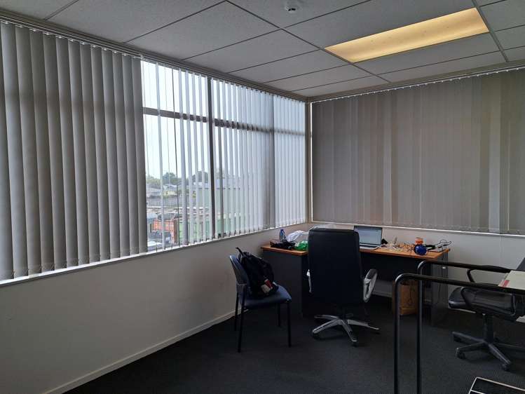 83 Keith Street Roslyn_14