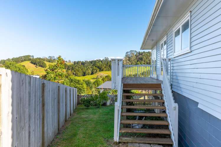 5 Hebe Lane Maungaturoto_23