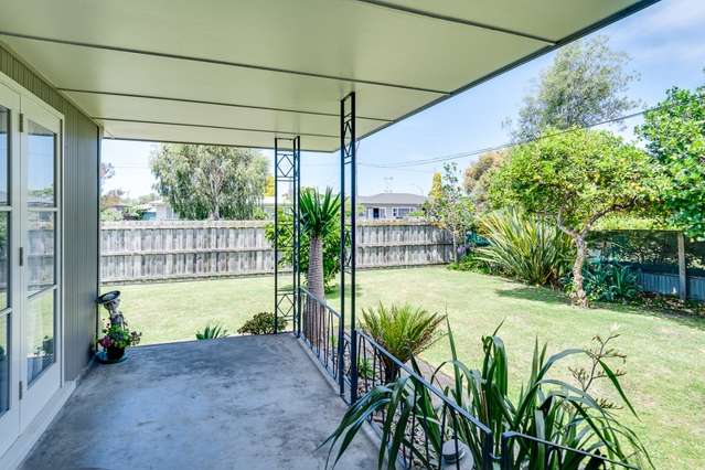 5 Cranby Crescent Onekawa_4