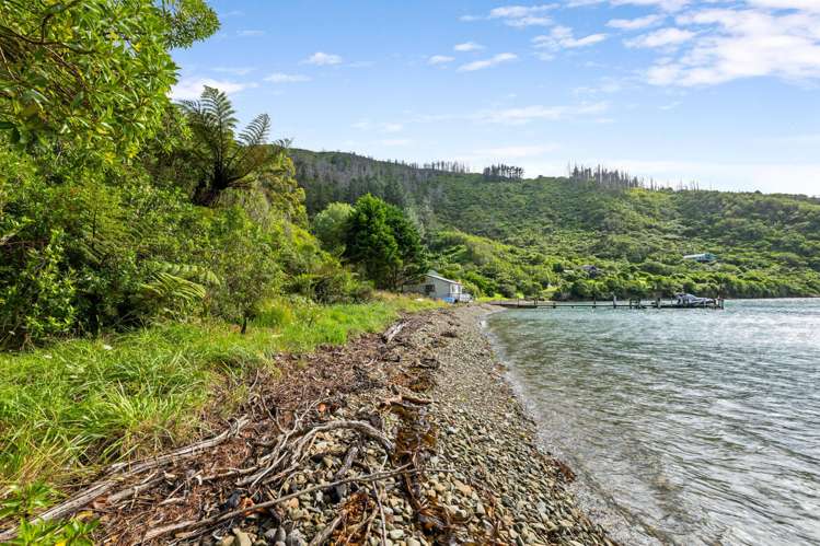 Lot 1 Te Iro Bay Arapaoa Island_4