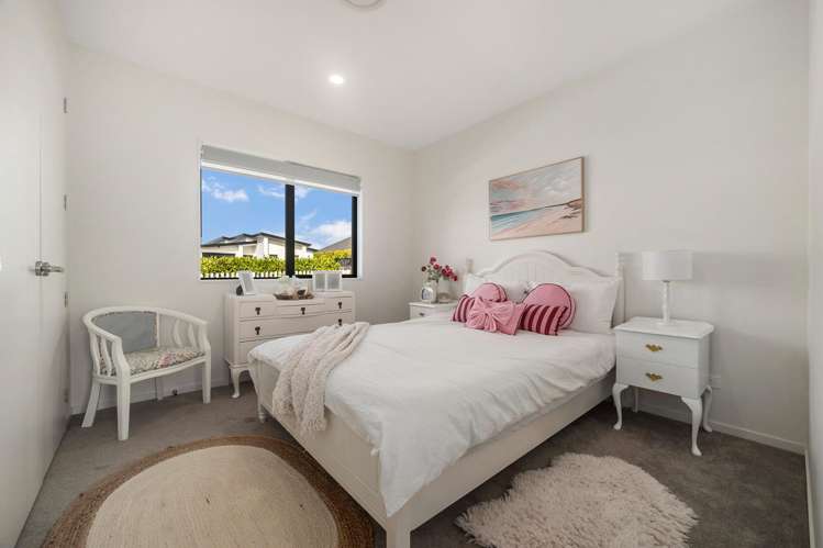 1 Siren Street Milldale_13