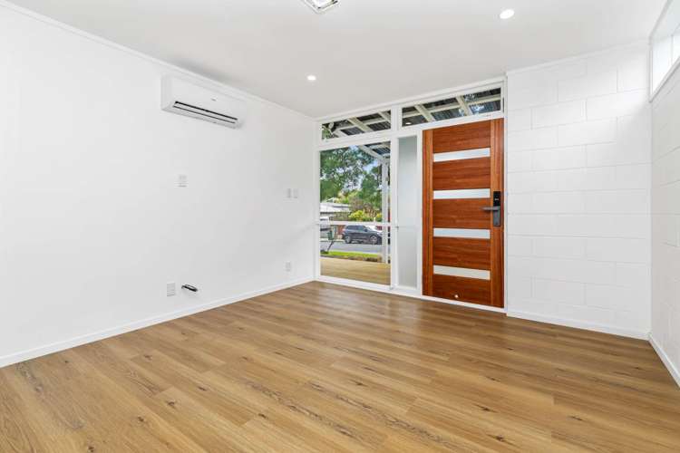 2/7 Orcades Place Lynfield_6