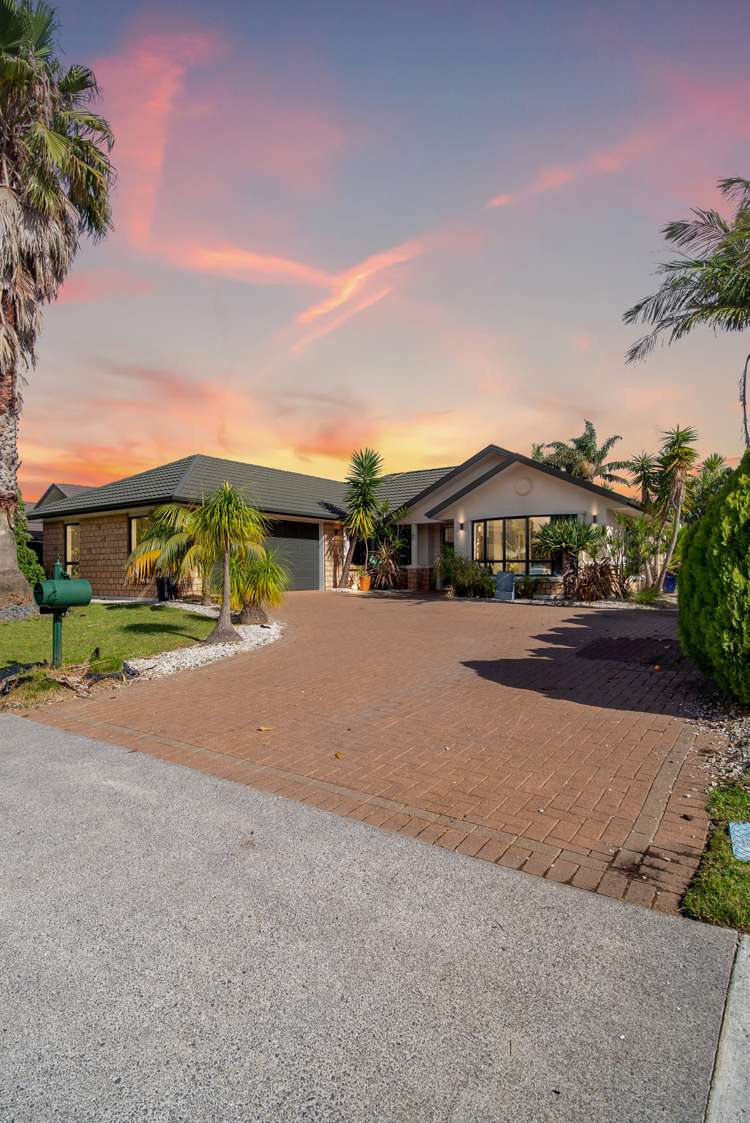 11 Crannich Place Wattle Downs_25