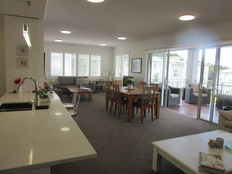 102 Panorama Heights Orewa_9