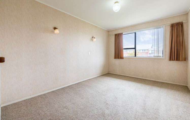 2/1 Wattle Street New Lynn_7