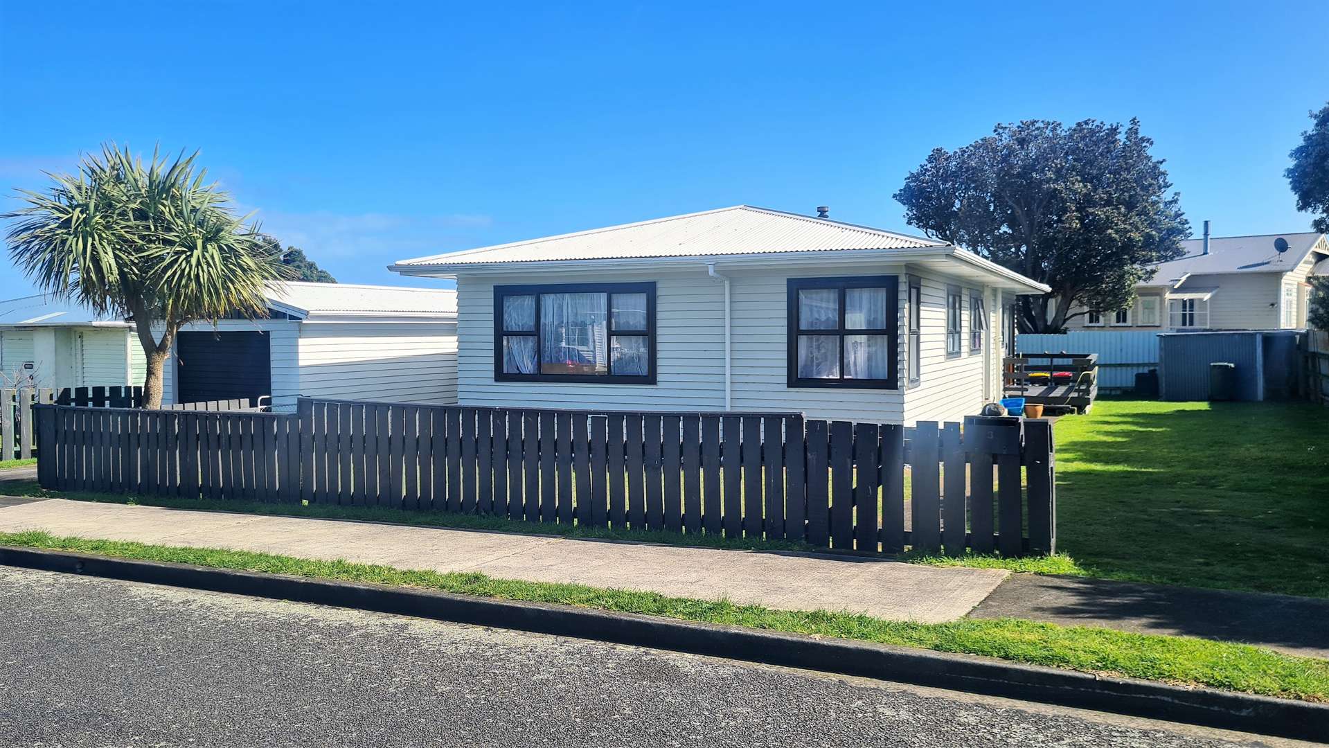 3 Hickey Place Opunake_0