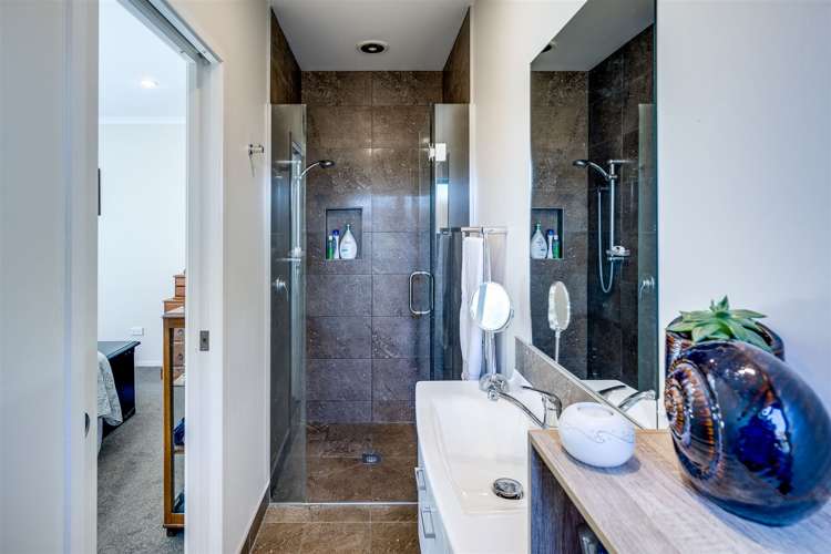 10b Burness Road Greenmeadows_11