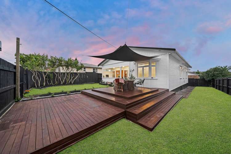 4050 Great North Road Glen Eden_13