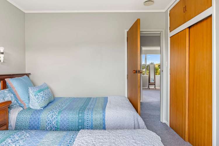 12 Banks Street Tolaga Bay_23