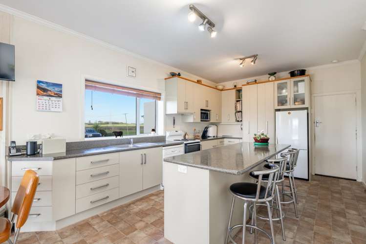 299 Oteramika Road Seaward Bush_7