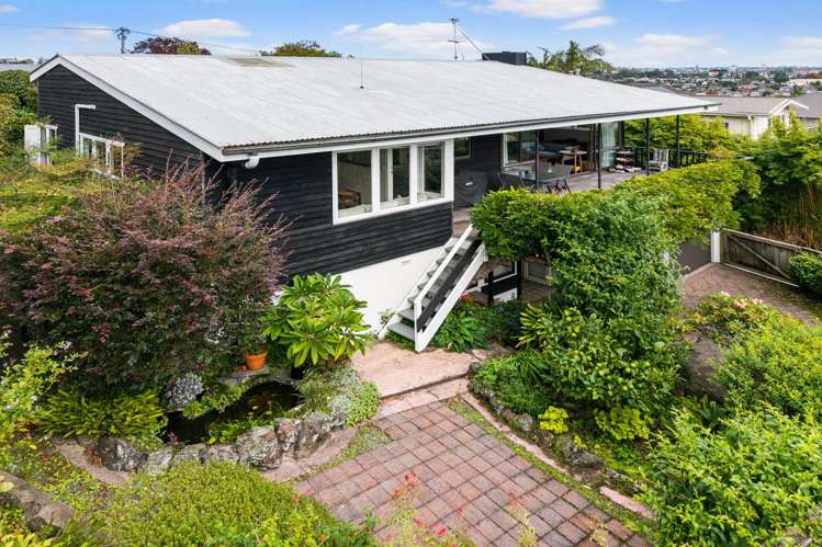 11 Blackett Crescent Meadowbank_21
