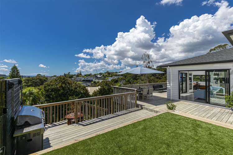 2/149j Glengarry Road Glen Eden_14