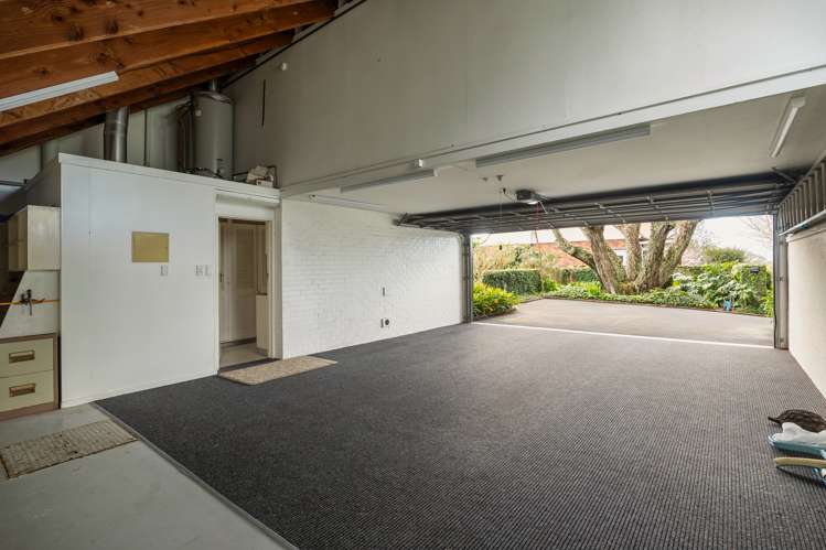 7 Summit Drive Mount Albert_16