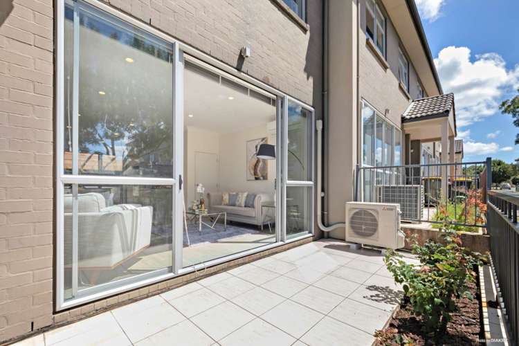 23 Manchester Drive Flat Bush_7