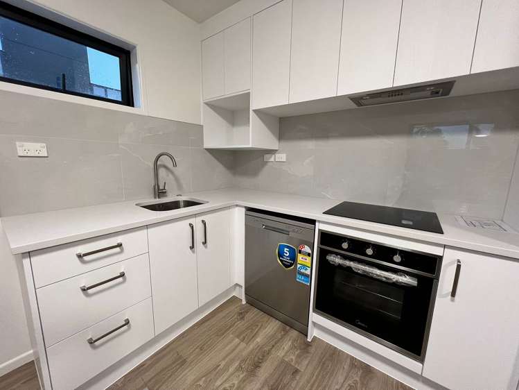 1/43b Waimumu Road Massey_4