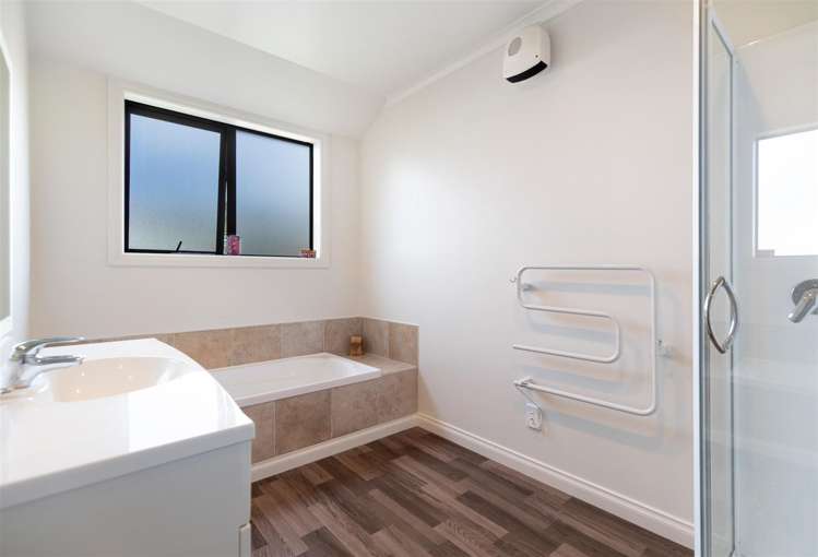 139 Main Road Luggate_13