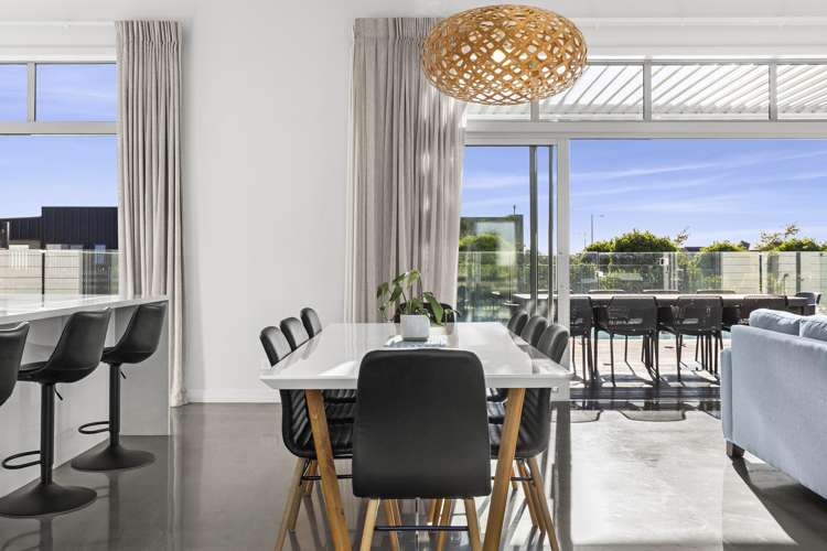 1 Alan Livingston Drive Cambridge_8