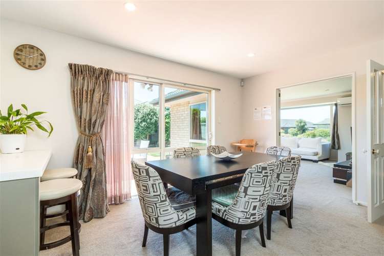 46 Bella Rosa Drive Hei Hei_8