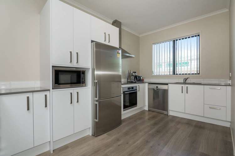 6/6 Onekiritea Road Hobsonville_0