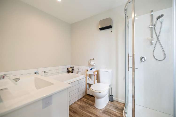 7 Crop Street Jacks Point_13