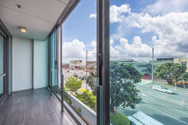 221/4 Dockside Lane Auckland Central_1